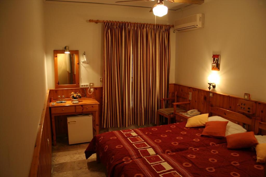 Samaina Hotel ピタゴリオ エクステリア 写真