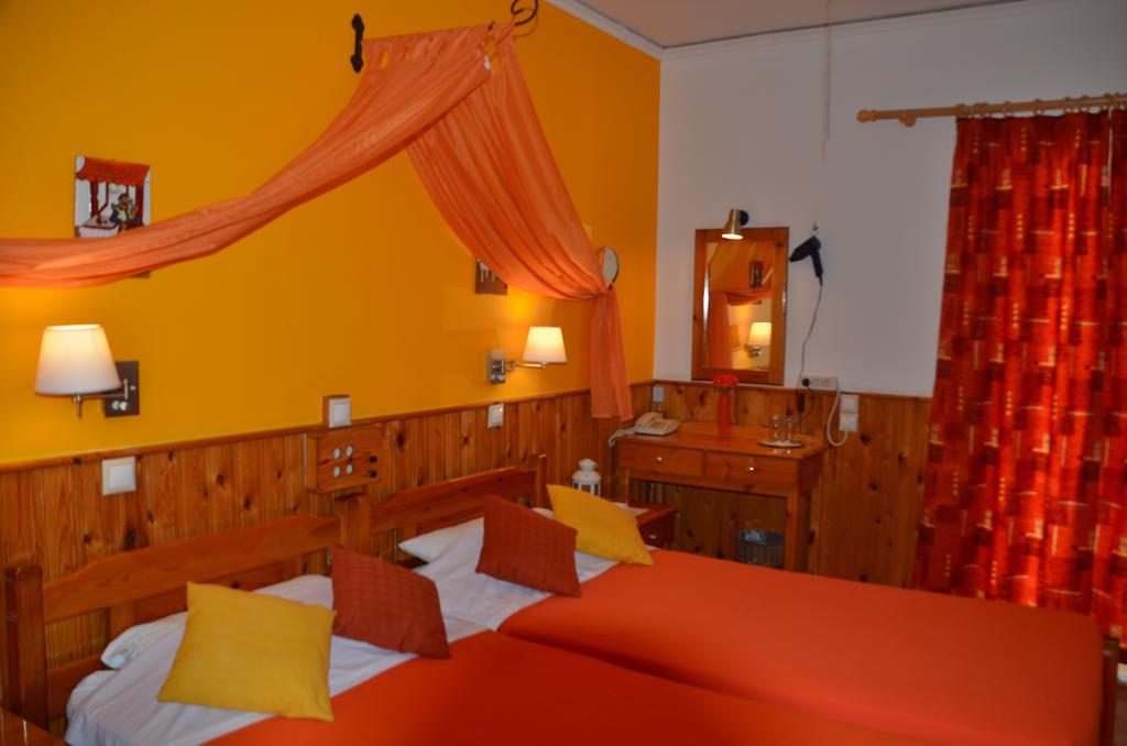 Samaina Hotel ピタゴリオ エクステリア 写真
