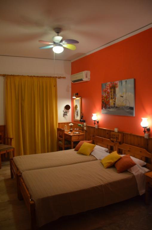 Samaina Hotel ピタゴリオ エクステリア 写真